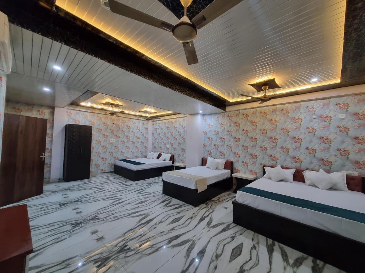 Hotel Vinayak Plaza Βαρανάσι Εξωτερικό φωτογραφία