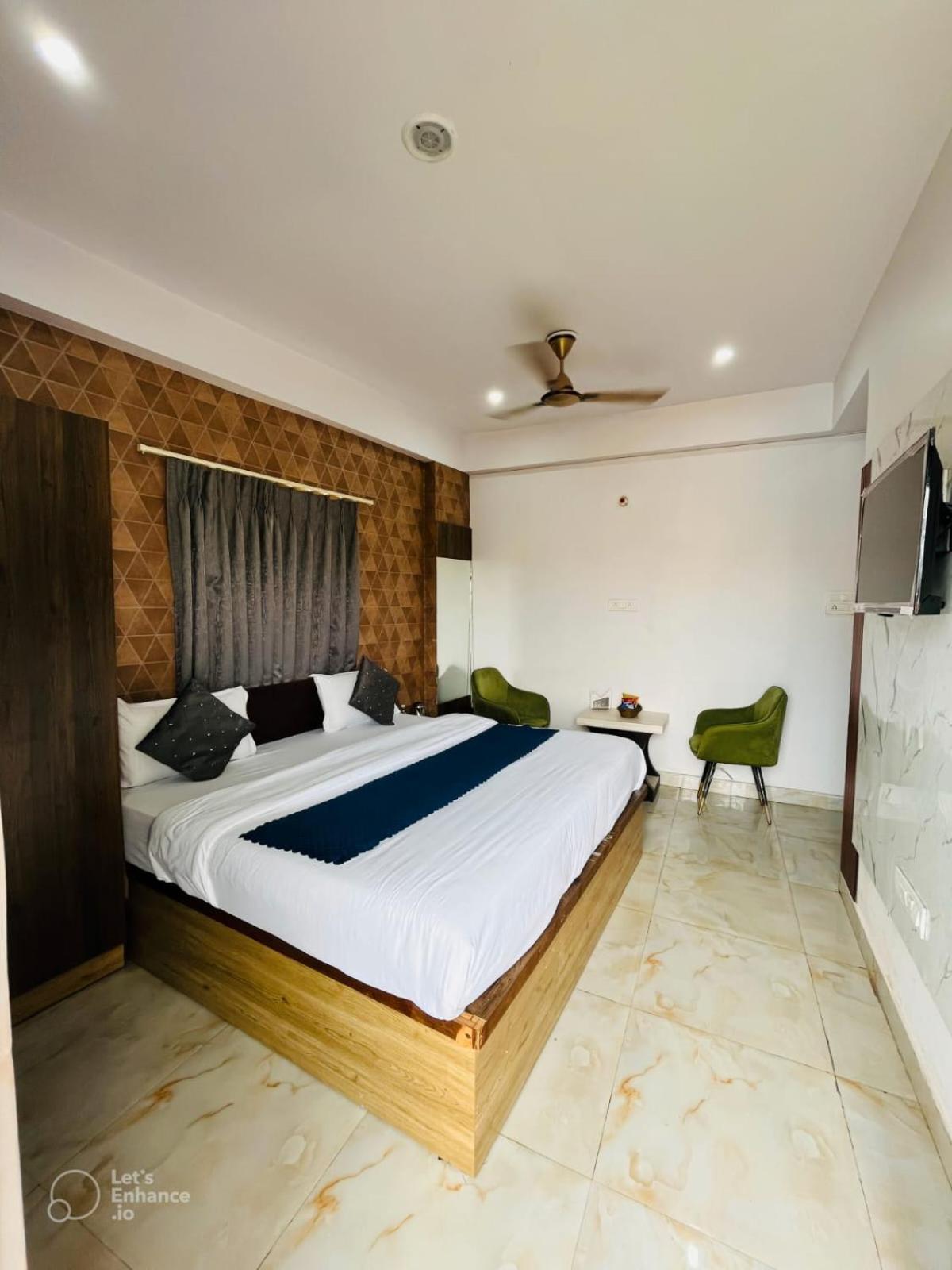 Hotel Vinayak Plaza Βαρανάσι Εξωτερικό φωτογραφία